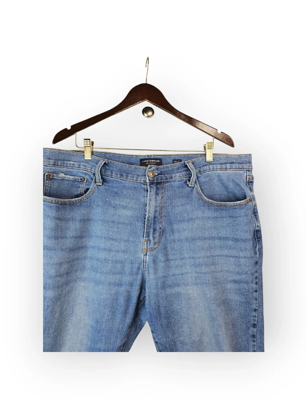 Lucky Brand 411 Athletic Taper Jeans Men's 38x32 Medium Wash Blue